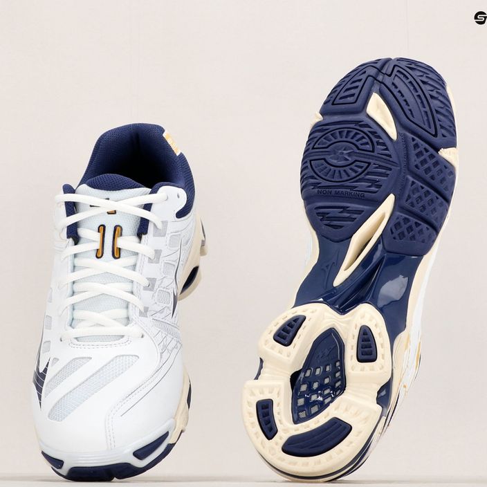 Мъжки обувки за волейбол Mizuno Wave Voltage white / blue ribbon / mp gold 13