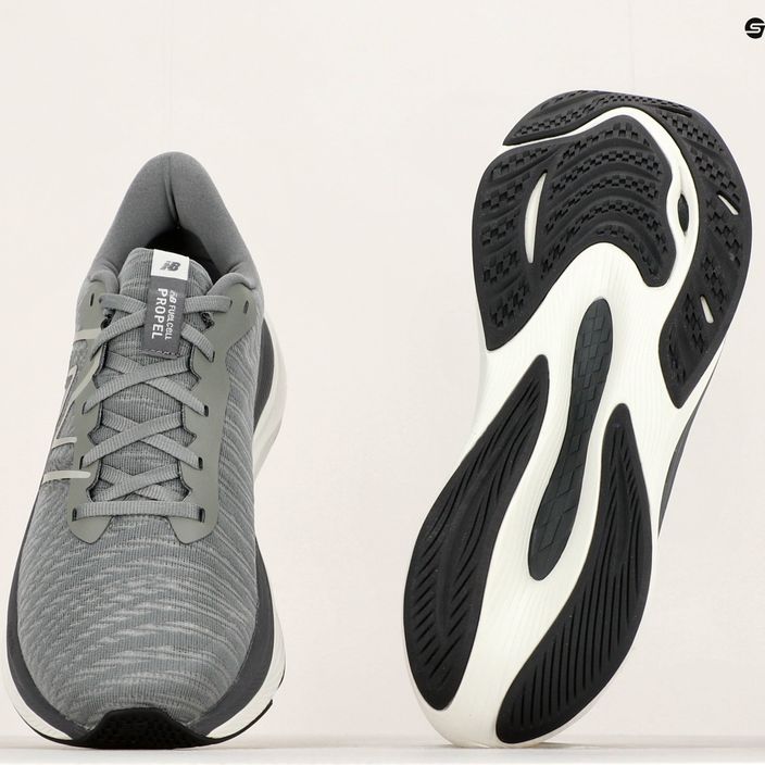 New Balance мъжки обувки за бягане MFCPRV4 grey matter 12