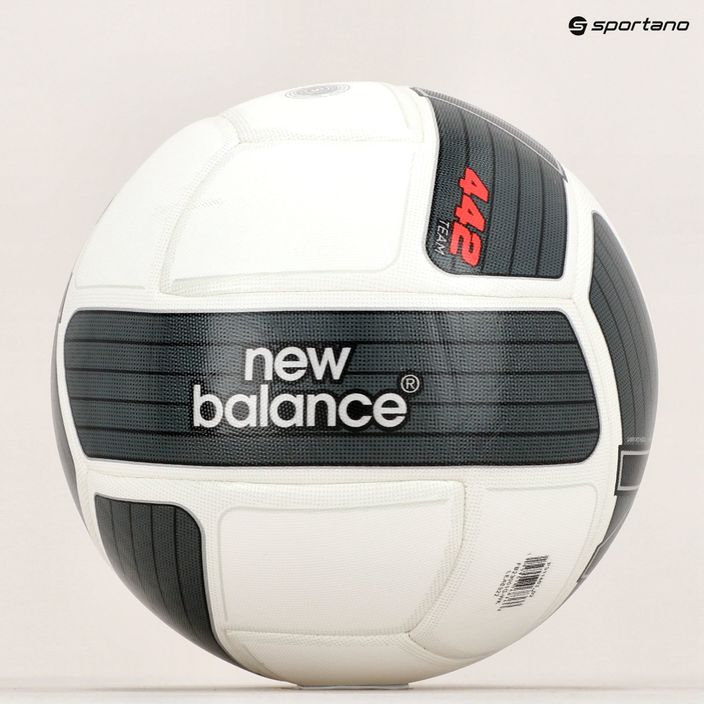 New Balance FB23001 NBFB23001GWK размер 5 футболна топка 5