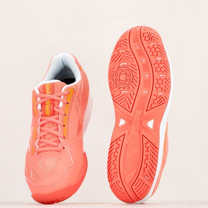 Дамски обувки за тенис Mizuno Break Shot 4 AC candy coral / white / fusion coral 12