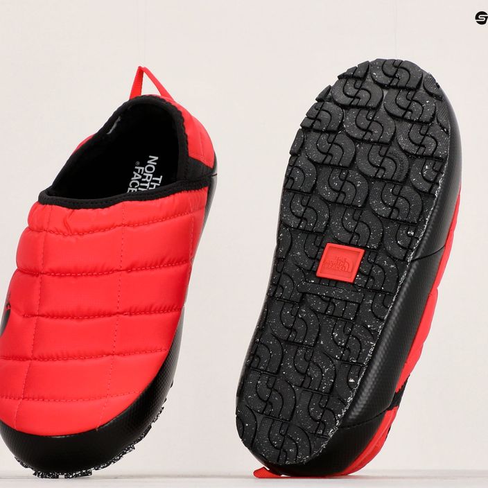 Мъжки зимни чехли The North Face Thermoball Traction Mule V red/black 13