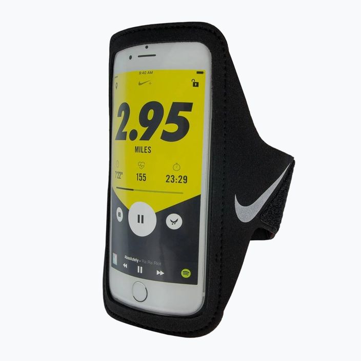 Nike Lean Arm Band лента за телефон за бягане черна/черна/сребърна 2