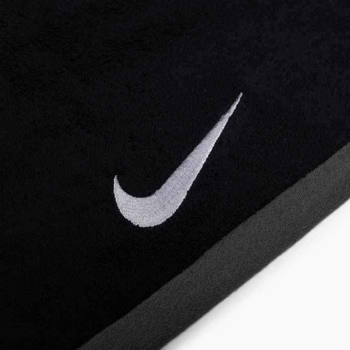 Nike Fundamental Голяма кърпа черна N1001522-010 3