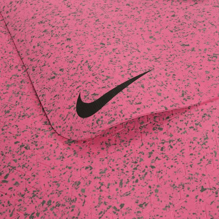 Килимче за йога Nike Move 4 mm розово N1003061-635 3