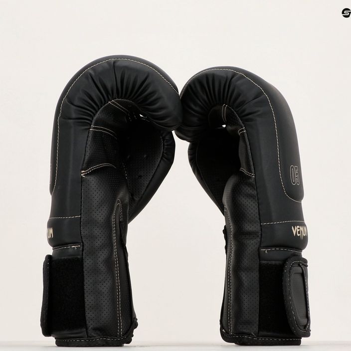 Боксови ръкавици Venum Impact Evo черни 11