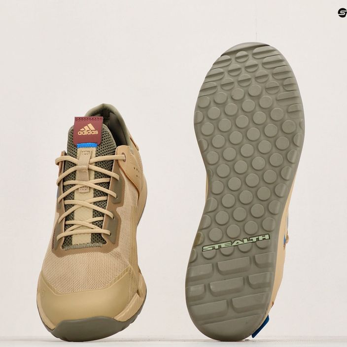 Мъжки обувки за колоездене adidas FIVE TEN Trailcross LT beige tone/blue rush/orbit green platform 10