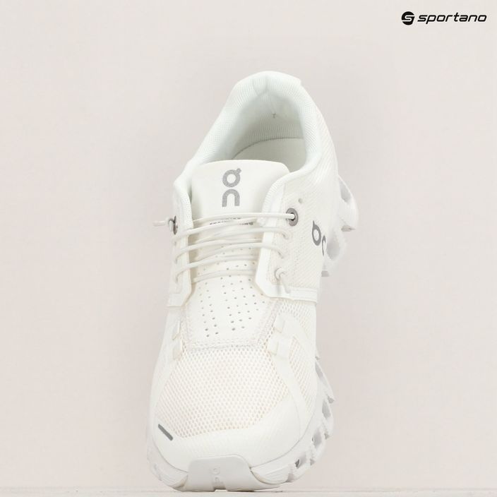 Дамски обувки за бягане On Running Cloud 5 undyed-white/white 9