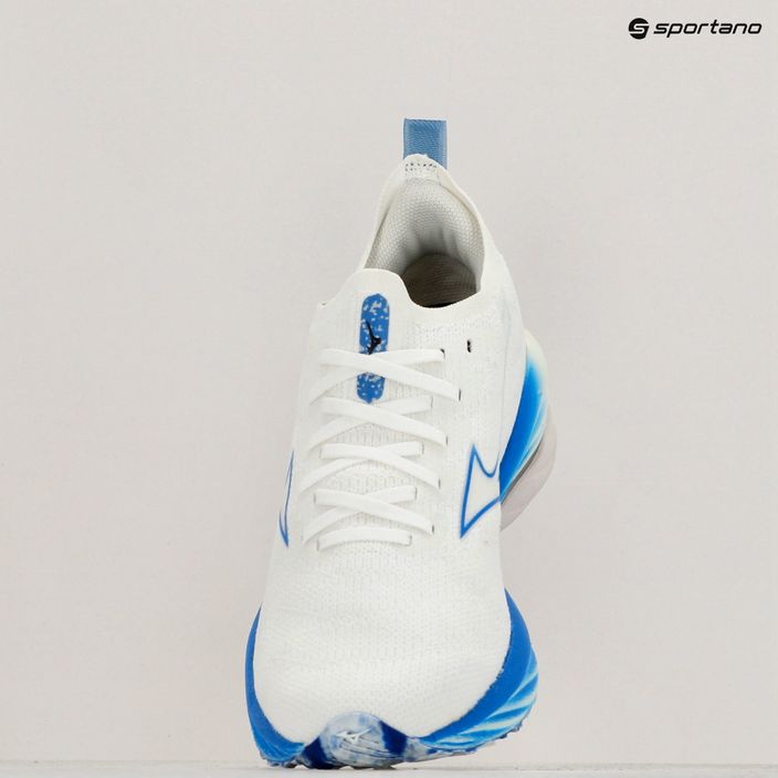 Мъжки обувки за бягане Mizuno Wave Neo Wind white/8401 c/peace blue 11
