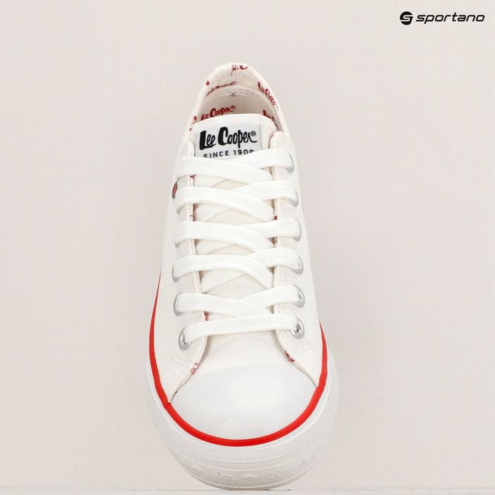 Дамски обувки Lee Cooper LCW-22-31-0875 бели 9