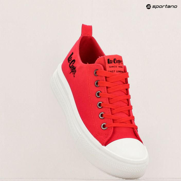 Дамски обувки Lee Cooper LCW-24-44-2463 червени 11