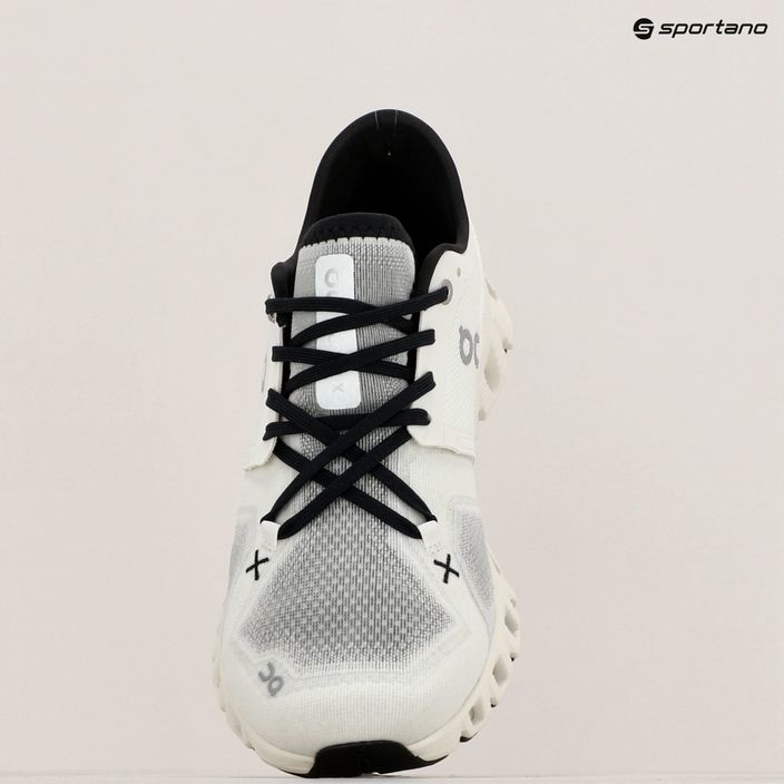 Мъжки обувки за бягане On Running Cloud X 3 ivory/black 16