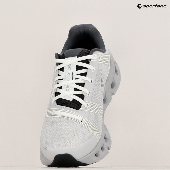 Дамски обувки за бягане On Running Cloudgo white/glacier 16