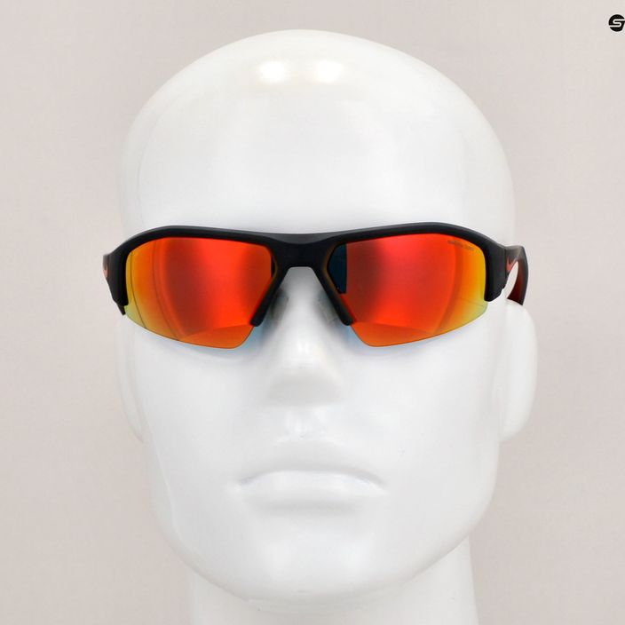 Слънчеви очила Nike Skylon Ace 22 матово черно/сиво с червено огледало 8
