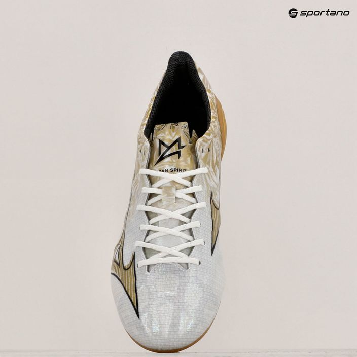 Мъжки футболни обувки Mizuno Αlpha Japan Md white/ge gold/black 14