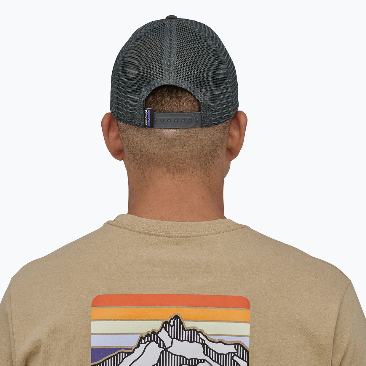 Patagonia P-6 Logo LoPro Trucker бейзболна шапка forge grey 4