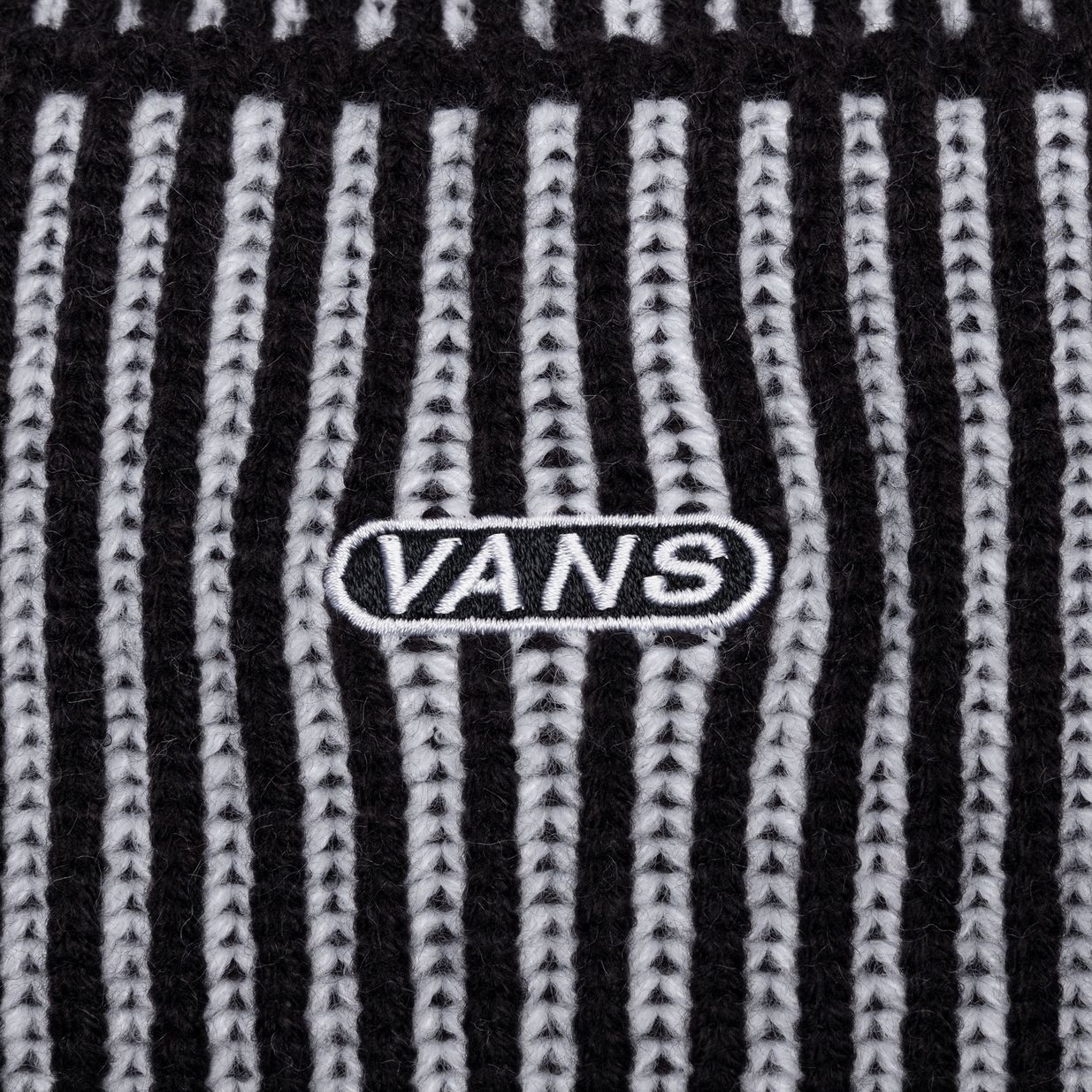 Шапка Vans Nesbit Cuff Beanie black/white 3