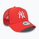 Мъжка бейзболна шапка New Era League Essential Trucker New York Yankees bright red 3