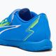Детски футболни обувки PUMA Ultra Play IT V Jr ултра синьо/пума бяло/про зелено 10