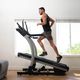 NordicTrack Incline X22i черна електрическа бягаща пътека 10