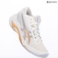 Дамски волейболни обувки ASICS Netburner Ballistic FF 4 white/champagne 9