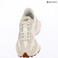 Дамски маратонки New Balance 327's V1 white 9