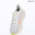 Дамски обувки за бягане Mizuno Neo Cosmo 2 white/flamingo coral/lime pulp 9