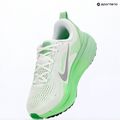 Дамски обувки за бягане Nike Vomero 18 white/illusion green/metallic silver 18