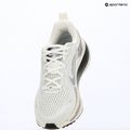 Дамски обувки за бягане Nike Vomero 18 summit white/sail/metallic silver 16