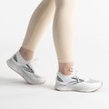 Brooks Levitate StealthFit 6 дамски обувки за бягане сиви 1203851B170 2