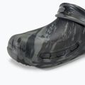 Джапанки Crocs Bistro Work Graphic Clog deep navy/multi 8