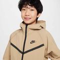 Детско яке Nike Tech Woven parachute beige/parachute beige/black 4