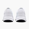 Nike Run Defy дамски обувки за бягане бяло / чиста платина / черно 4