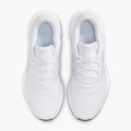 Nike Run Defy дамски обувки за бягане бяло / чиста платина / черно 7