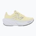 New Balance Fresh Foam X More v5 пергаментови дамски обувки за бягане