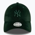 Дамска бейзболна шапка New Era Velour Midi 9FORTY New York Yankees dark green 3