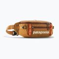 Чантичка за кръста Patagonia Black Hole Waist Pack 5 l talon gold