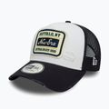 New Era NE Patch Distressed Trucker шапка бяла 3