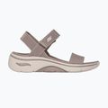 Дамски сандали SKECHERS Go Walk Arch Fit 2.0 в сиво 8