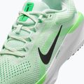Мъжки обувки за бягане Nike Winflo 11 barely green / black / green strike 9