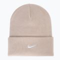 Зимна шапка Nike Peak Swoosh Beanie slit red/white