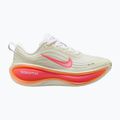 Дамски обувки за бягане Nike Vomero Plus sail/white/orange pulse/hot lava