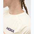 Дамска тениска за бягане HOKA Race Day alabaster flare 5