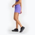 Дамски шорти за бягане New Balance RC 5“ electric purple 5