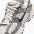 Обувки Nike V5 RNR phantom/pencil point/black 8