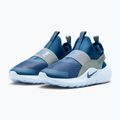 Детски обувки Nike Flex Runner 4 mystic navy/light pumice/midnight navy 3