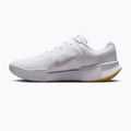 Дамски обувки за тенис Nike GP Challenge Pro white/summit white/linen/light orewood brown 2