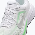 Дамски обувки за бягане Nike Quest 7 white/illusion green/metallic silver 7