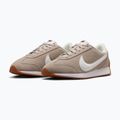 Дамски обувки Nike Pacific Suede cream li/gum med brown/sail 3
