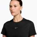 Дамска тениска за бягане Nike Swift Aero-Fit black/light green spark 3