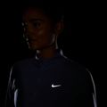 Дамска блуза за бягане с дълъг ръкав Nike Tempo Swoosh Run Dri-Fit 1/4-Zip LS gridiron/white 4